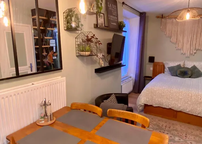 Les Logis Aux Portes De La Vallee De Chevreuse